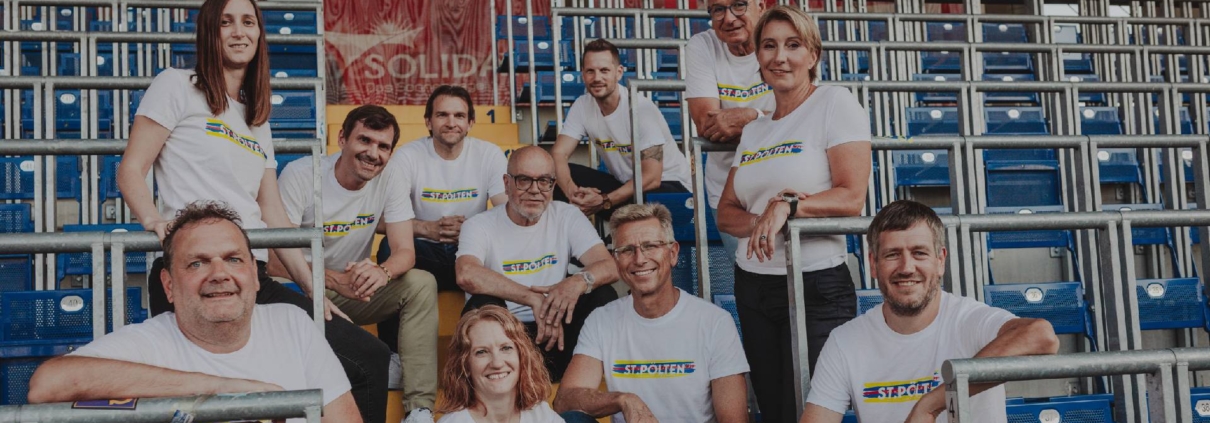 Der neue Vorstand der SKN Frauen und Männer - Credits: SKN St. Pölten