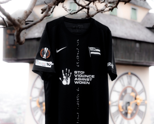 STOP VIOLENCE AGAINST WOMEN - Credits: SK Sturm Graz