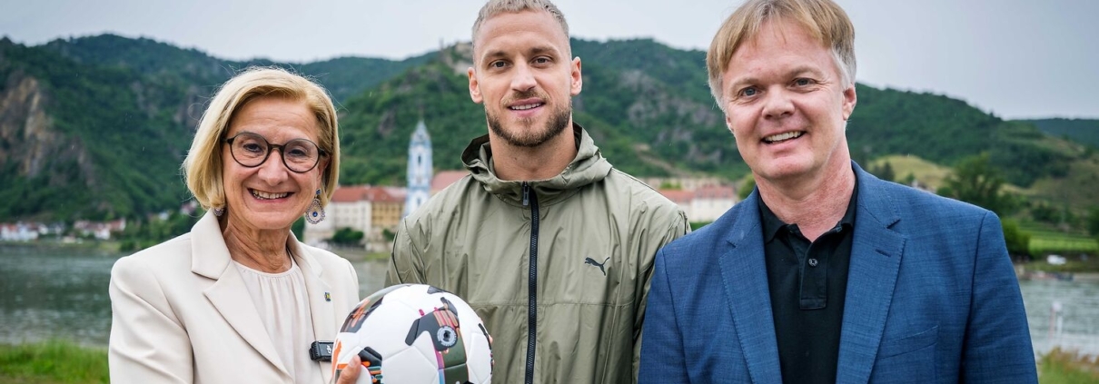 Marko Arnautovic Johanna Mikl-Leitner Michael Duscher - Credits Gerhard Pfeffer